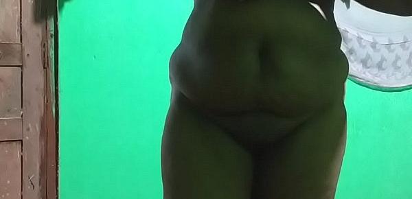  horny des itamil telugu kannada malayalam hindi indian vanitha showing big boobs and shaved pussy leggings press hard boobs press nip rubbing pussy masturbation big big carrot